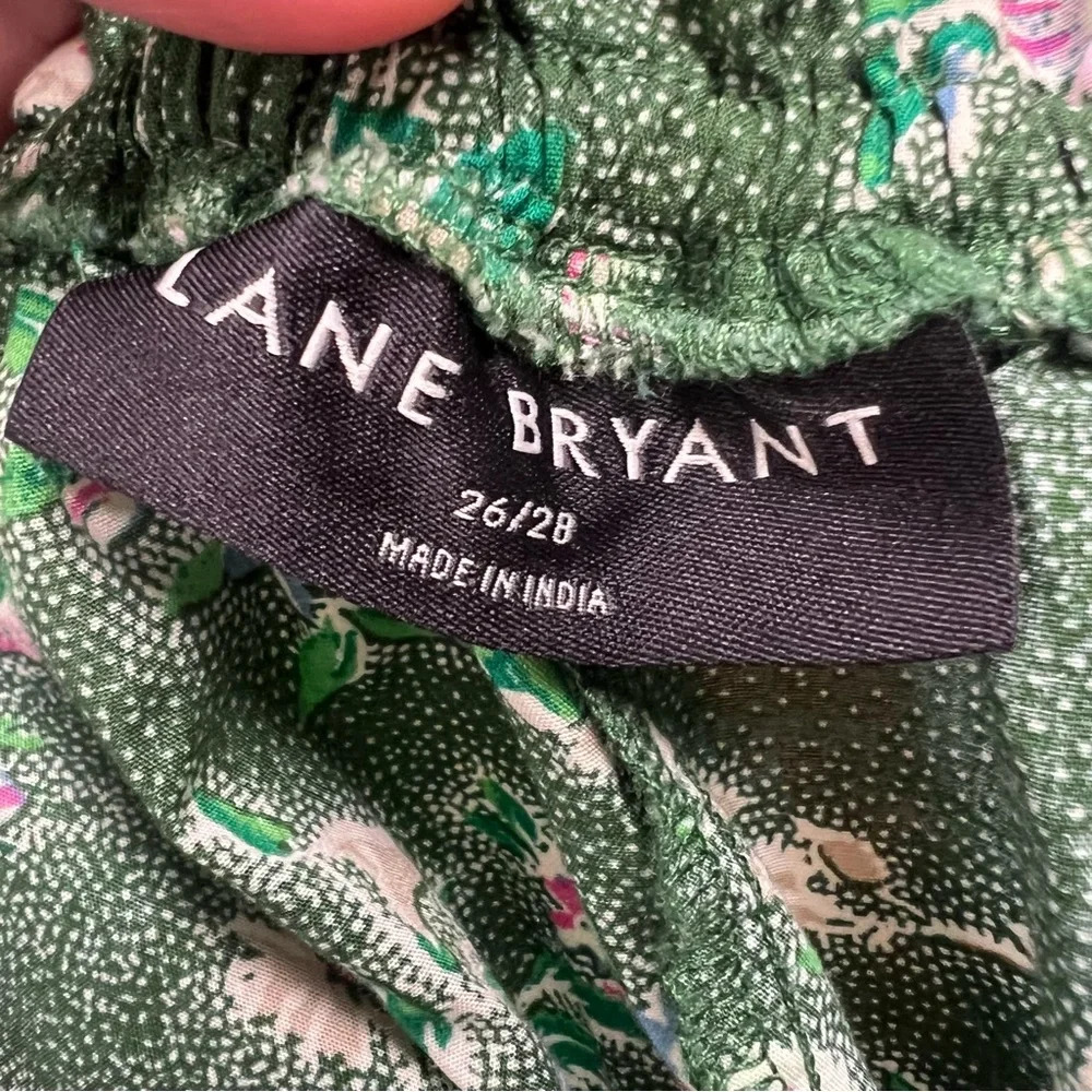 Lane Bryant Women's Plus Size 26/28 Blouse Top Short Sleeve Green Floral Cotton - Picture 14 of 15